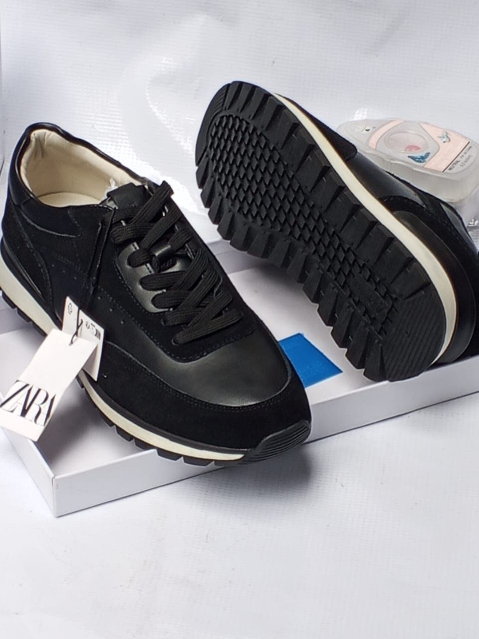 Zara Sneakers