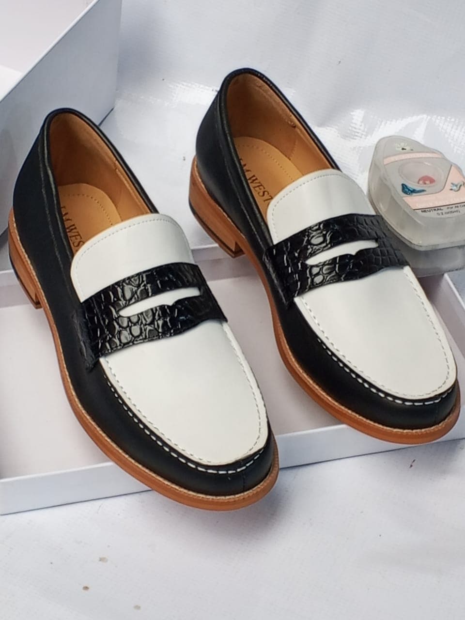 J.M WESTEN Shoe