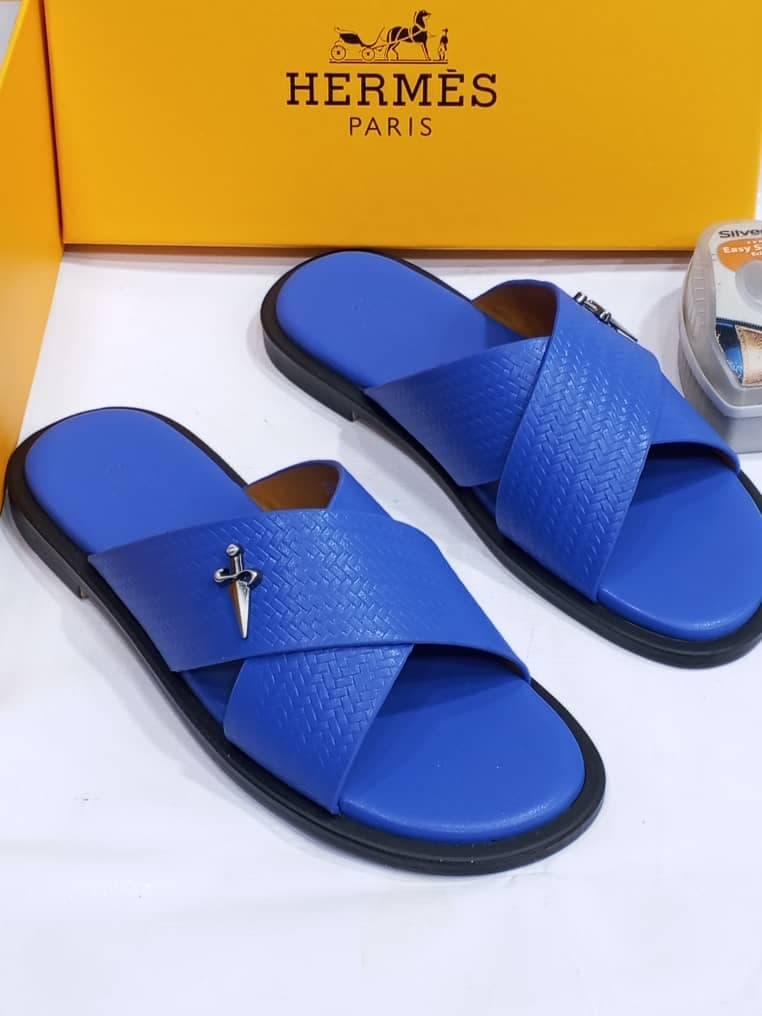 Gaeta Woven Crossover Slide